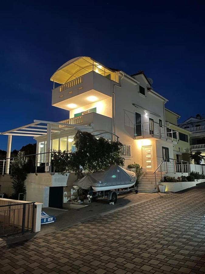 Apartments Villa Lili Lovetovo Vodice Eksteriør bilde