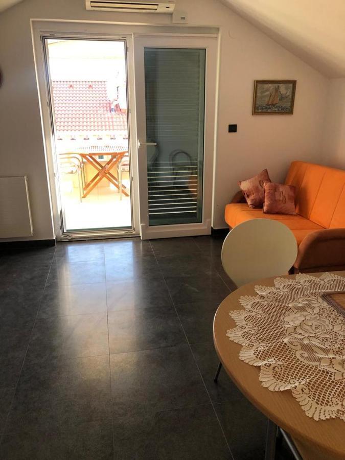 Apartments Villa Lili Lovetovo Vodice Eksteriør bilde